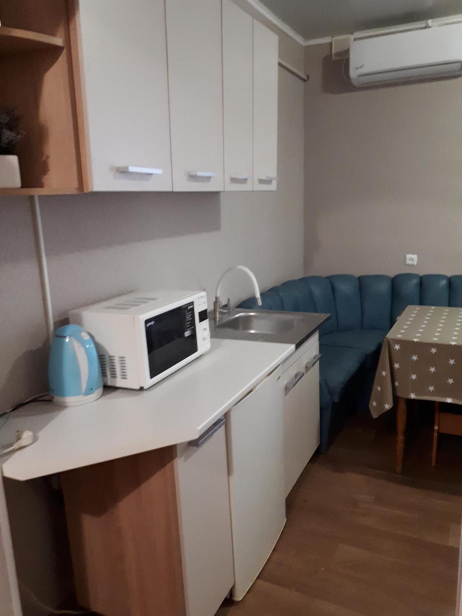 Hotel Gostynnyi Dvir Sharhorod Εξωτερικό φωτογραφία