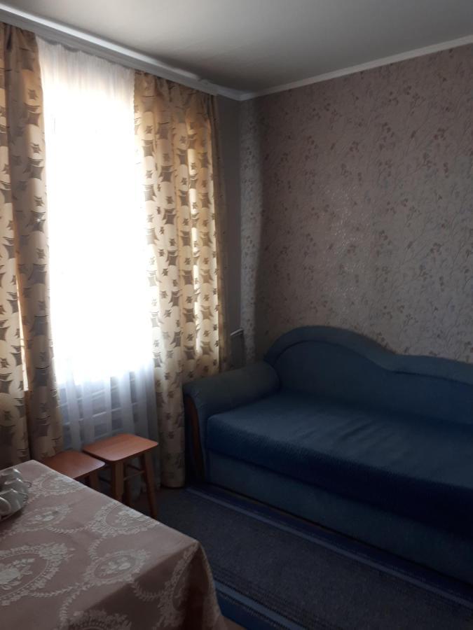 Hotel Gostynnyi Dvir Sharhorod Εξωτερικό φωτογραφία